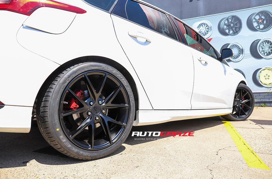 FORD FOCUS  5 STUD  MISANO MATTE BLACK